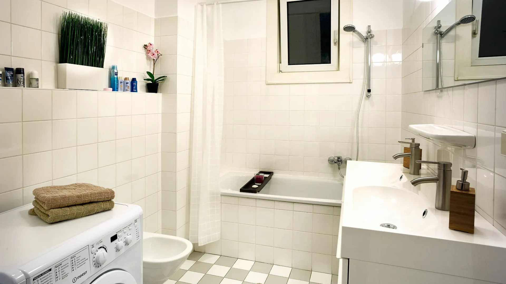 Opera City Center Apartments Vienna