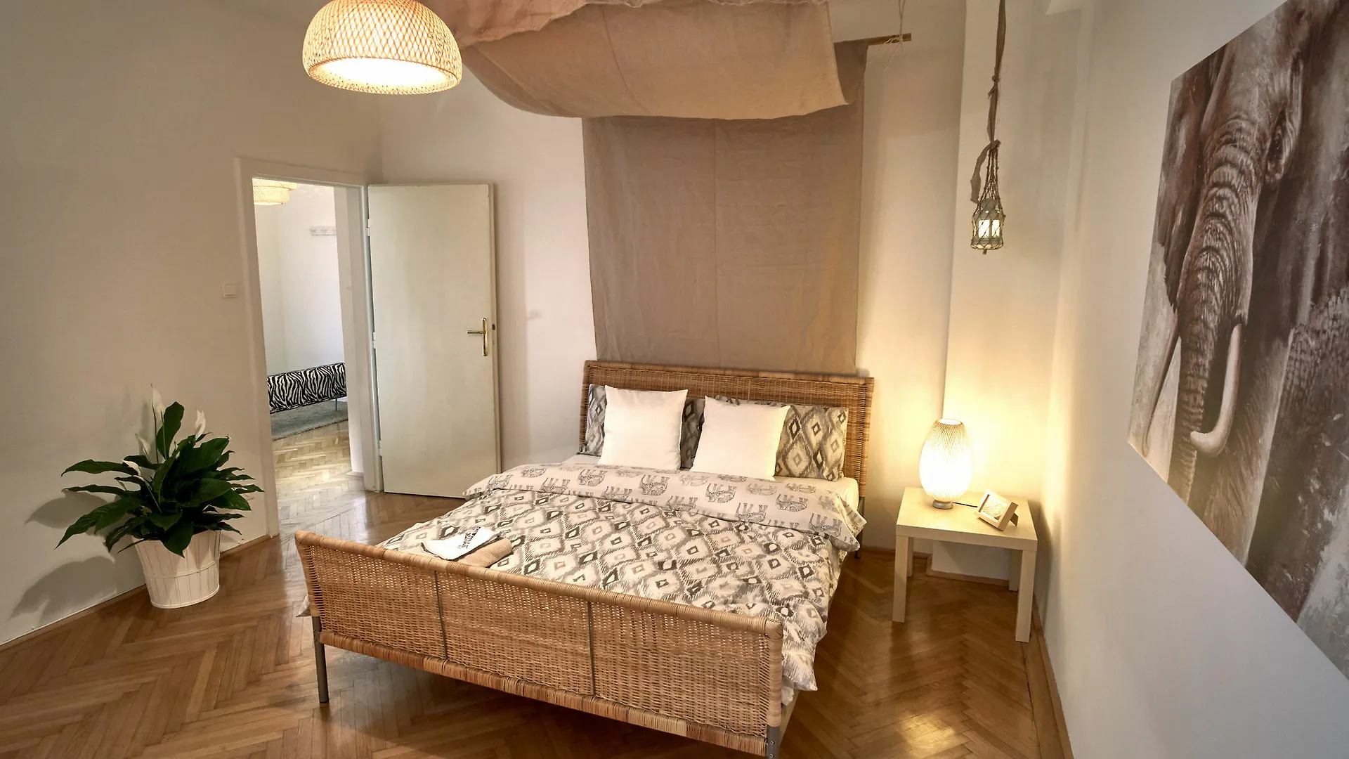 Opera City Center Apartments Vienna